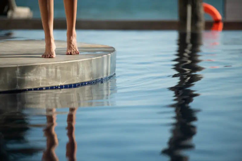 Solução de vazamento piscina condomínio